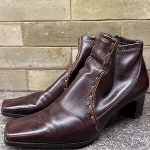 Franco Sarto  Brown Leather Ankle Boots Women’s Size 7